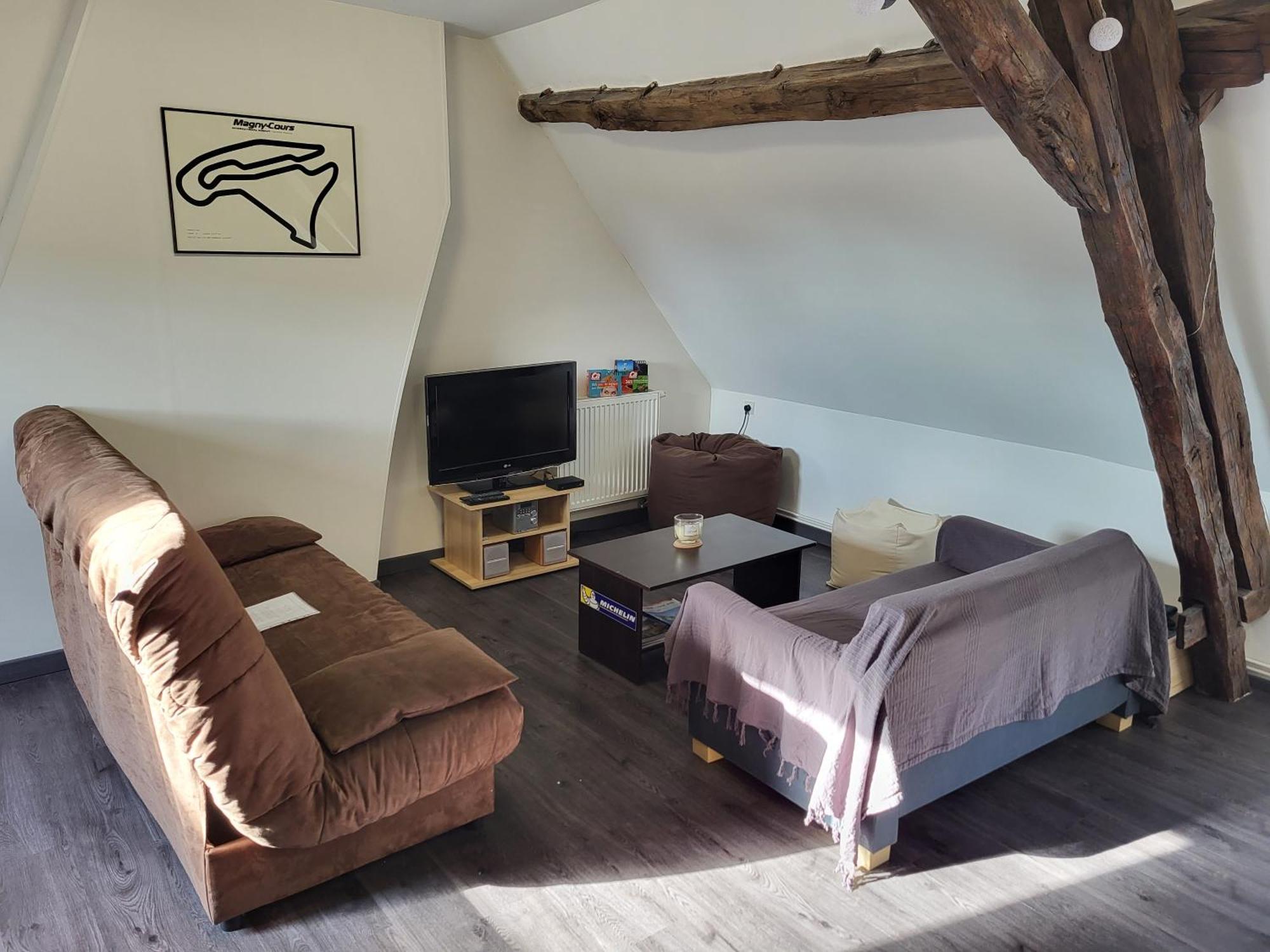 Appartement au pied du circuit de Magny-cours Extérieur photo