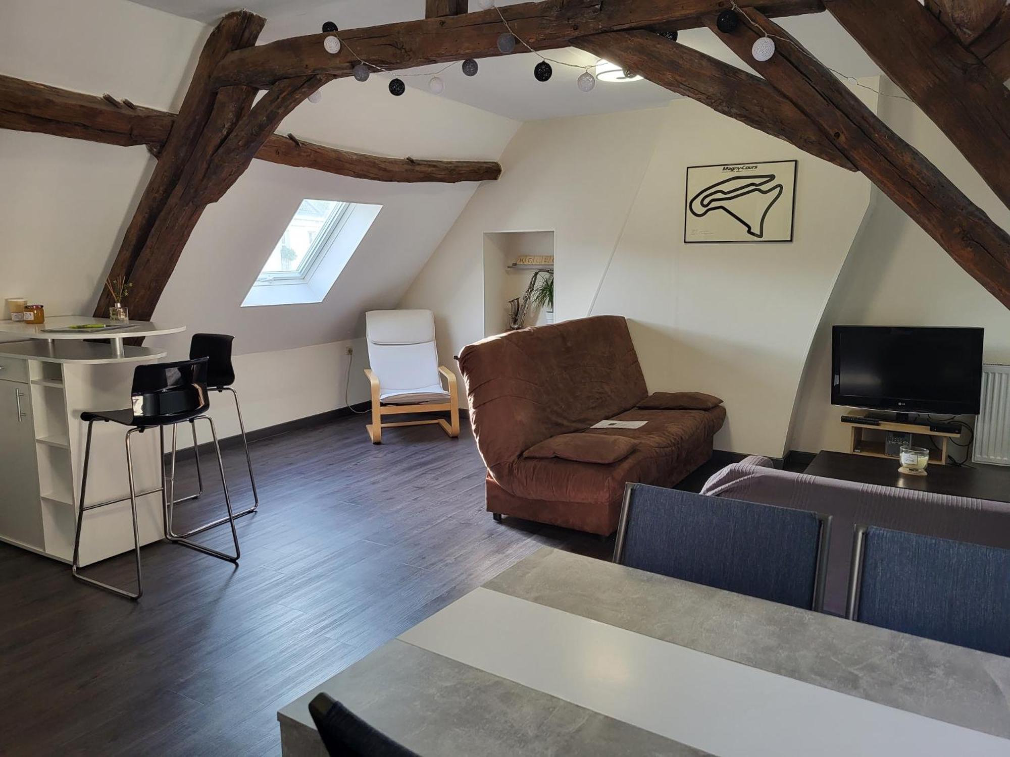 Appartement au pied du circuit de Magny-cours Extérieur photo